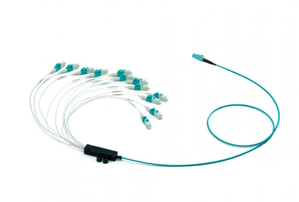 01x-mxc-16x-lc-pc-900um-16f-round-fanout
