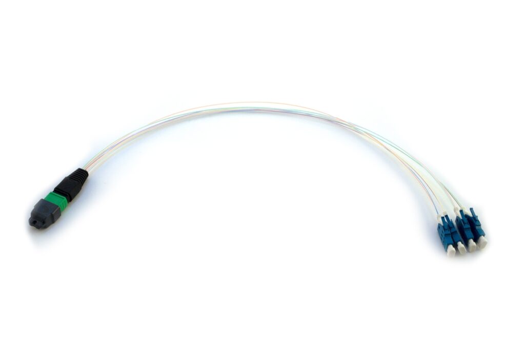 SN 900um 08-fiber direct split