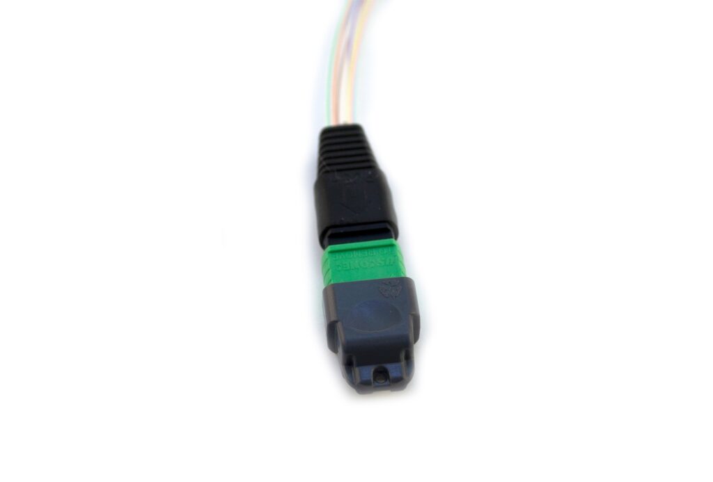 SN 900um 08-fiber direct split