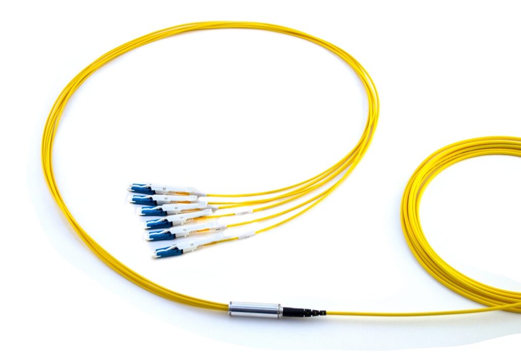 CS 12-fiber Duralino fanout