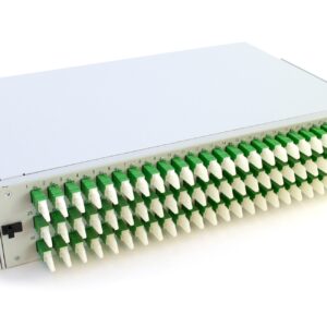 E2000 2U patch panel - s adaptérmi
