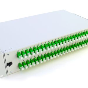 SC 2U patch panel - plne naložený
