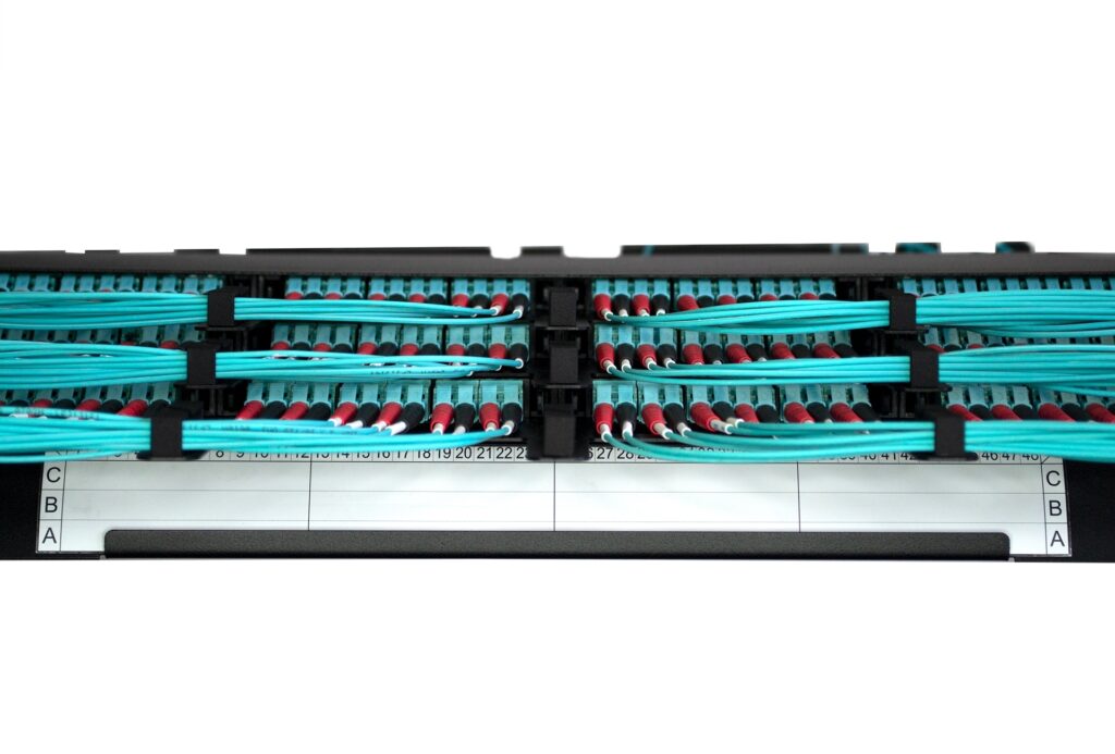 VERTEX 1U 19″ High-density panel, 12-module capacity
