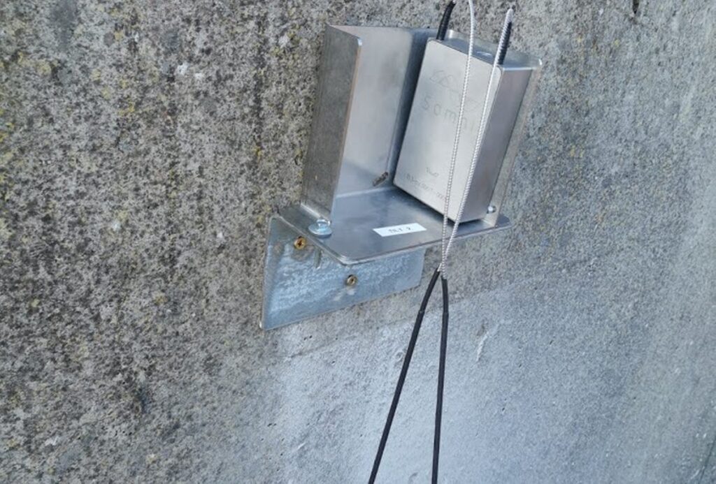Jednoosový tiltmeter SAT-02